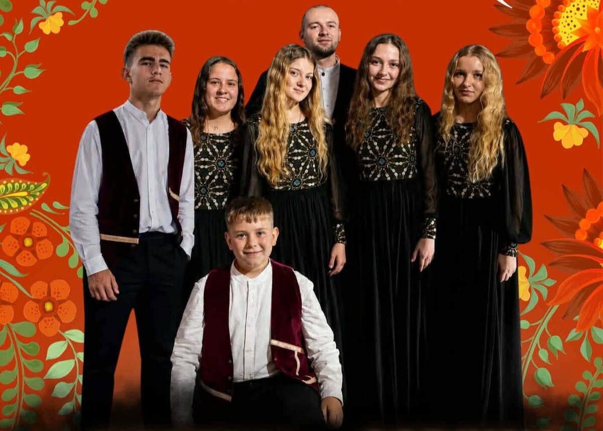 R - KONCERT FAMILIJNY   TUPNIJ RAZ, TUPNIJ DWA! CZYLI WALIZKA PEŁNA FOLKU  Muzyczne spotkania z PGE Polską Grupą Energetyczną