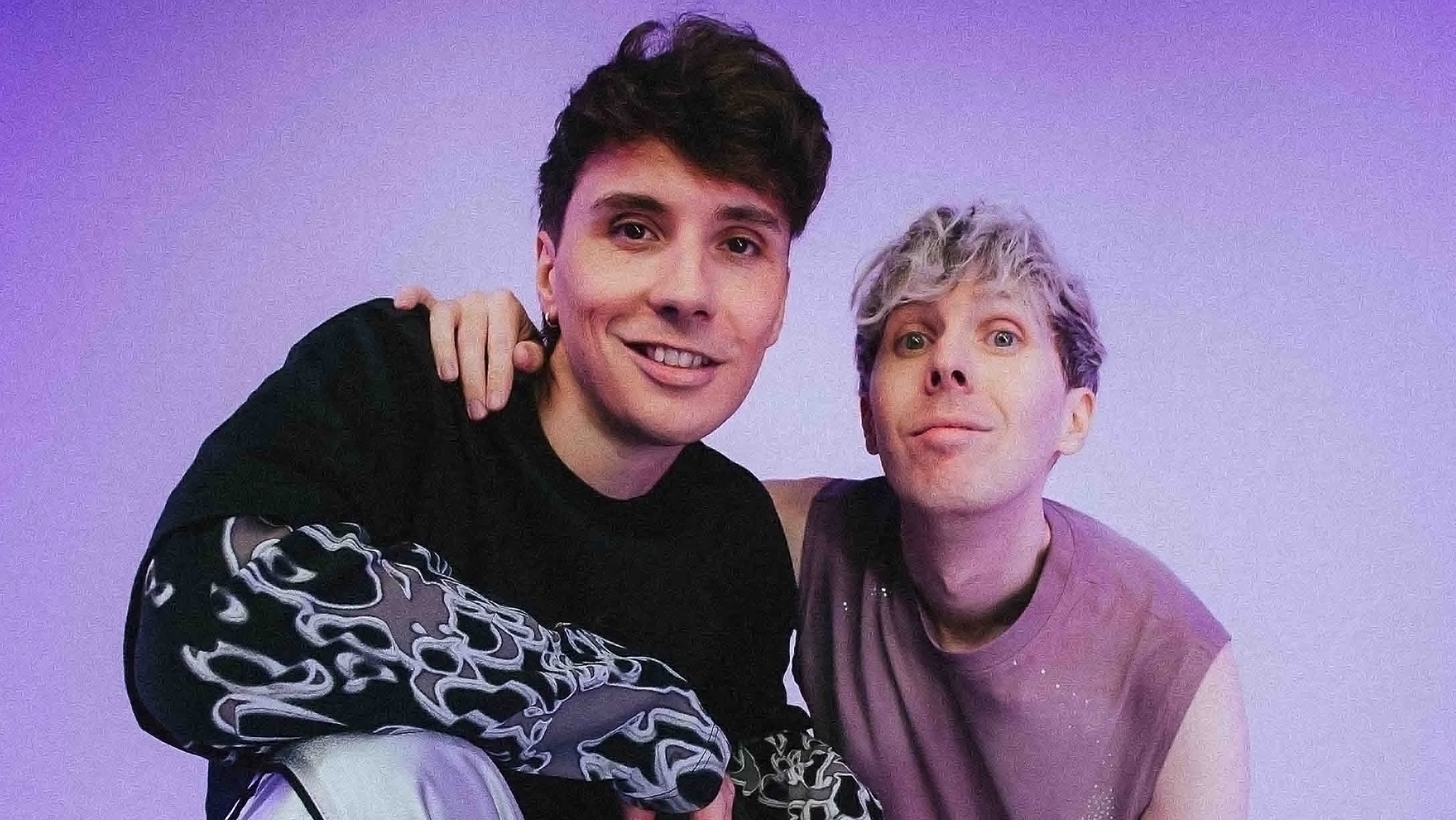 Dan and Phil - Hard Launch World Tour, plakat wydarzenia