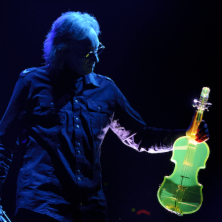 EDDIE JOBSON’S UK REVISITED, Marc Bonilla, Alex Machacek, Marco Minnemann, plakat wydarzenia