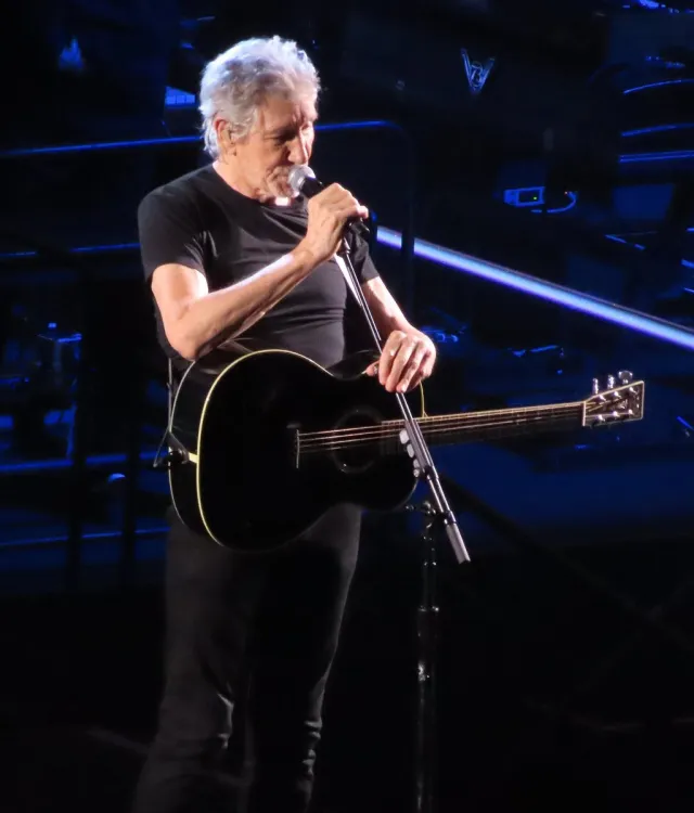 Roger Waters Presents Legacy