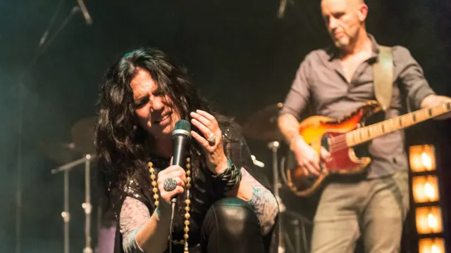Sari Schorr: Running Wild Tour 2026