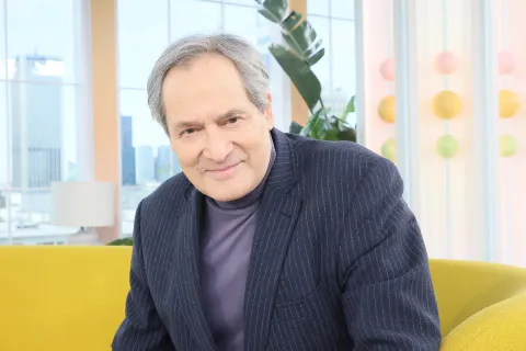 SALON POEZJI / JERZY ZELNIK