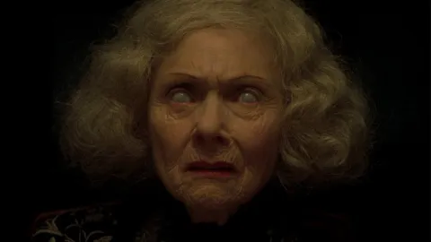 Halloween '26: Inni