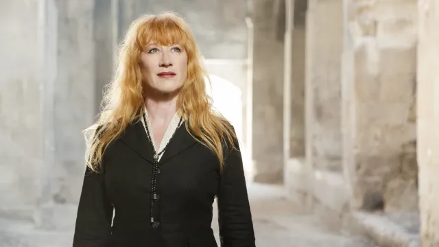 Loreena McKennitt: The Mask and Mirror