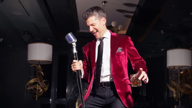 Matt Dusk: A Very Sinatra Christmas