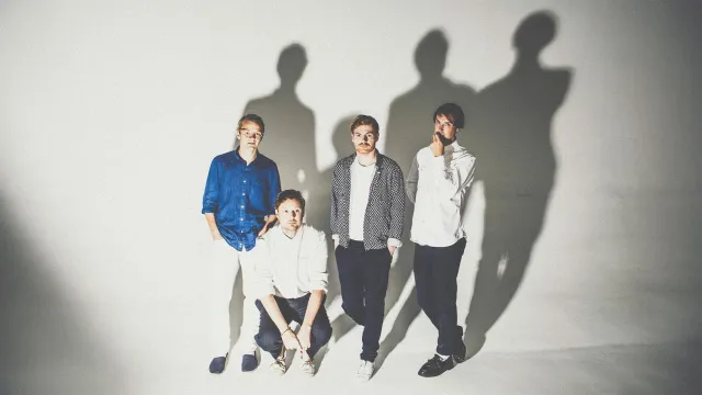 Django Django: Trasa 2027