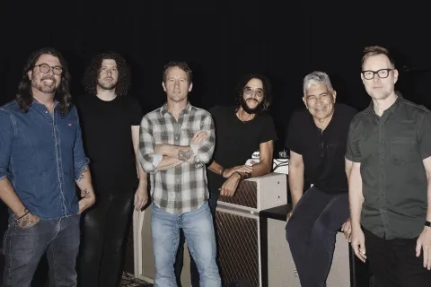 FOO FIGHTERS - LOUD AND UP CLOSE - 18+ Event